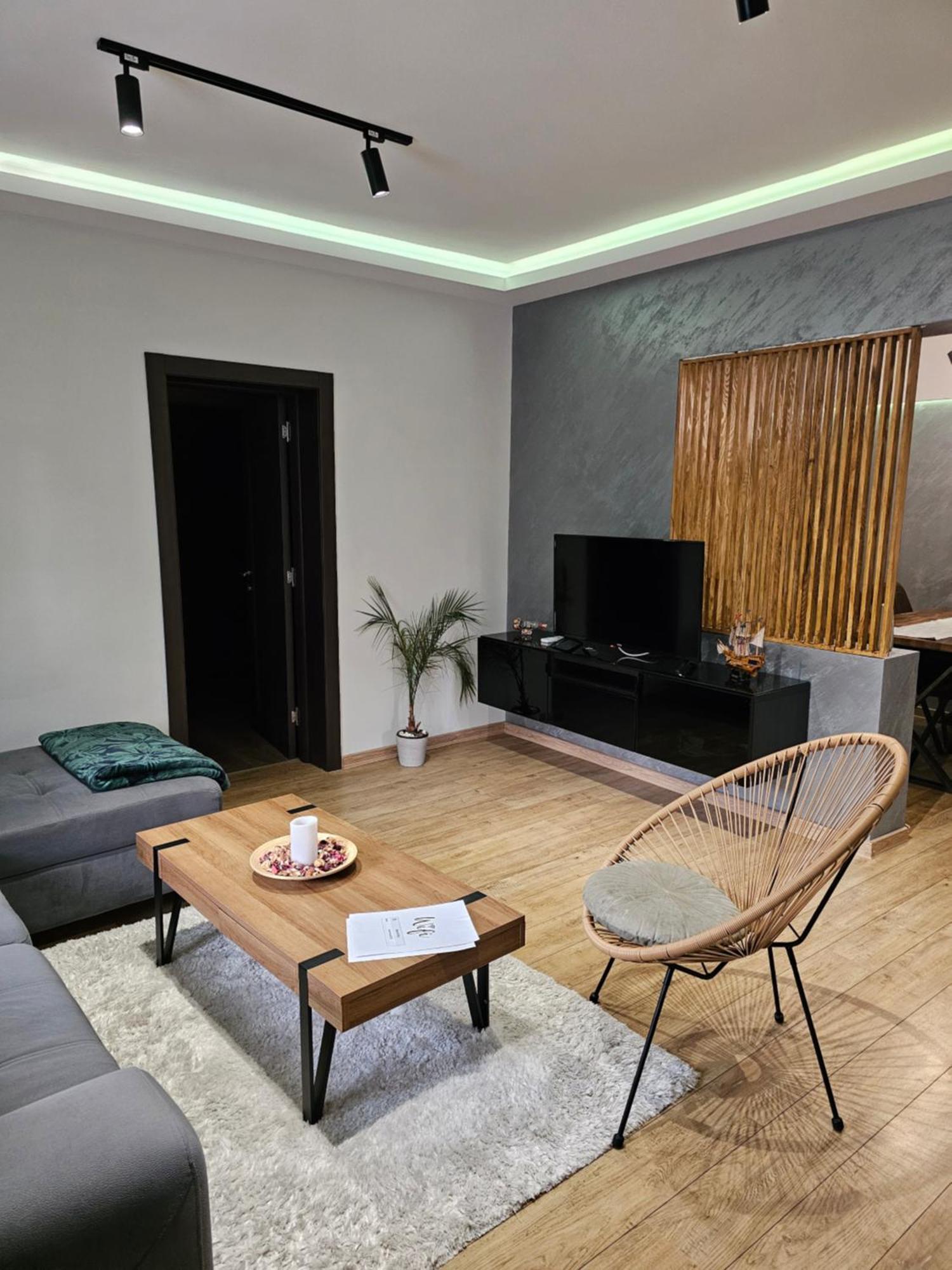 Aerovista Apartment Surcin Екстер'єр фото